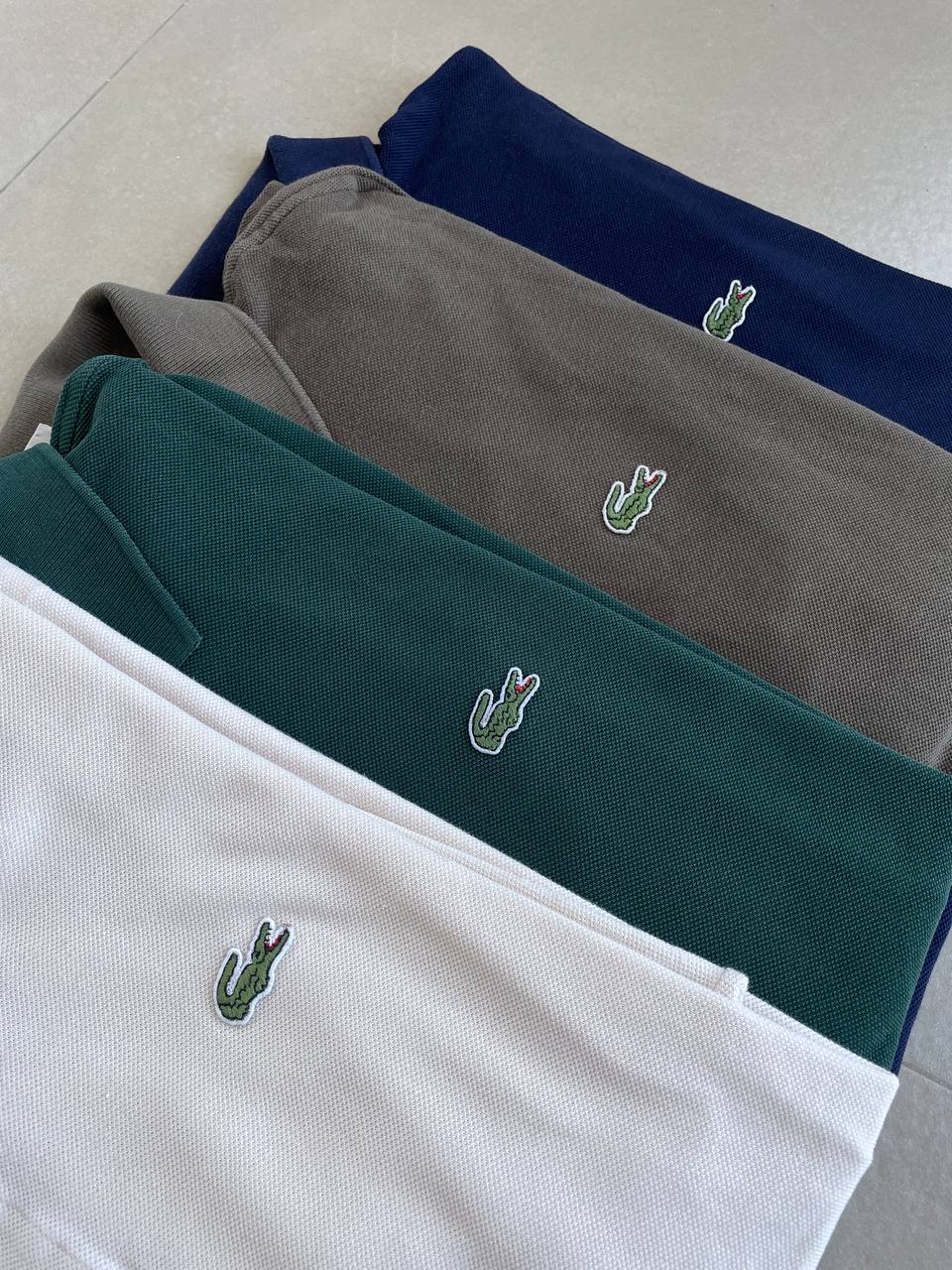 Polo e t-shirt: la tua estate è qui.