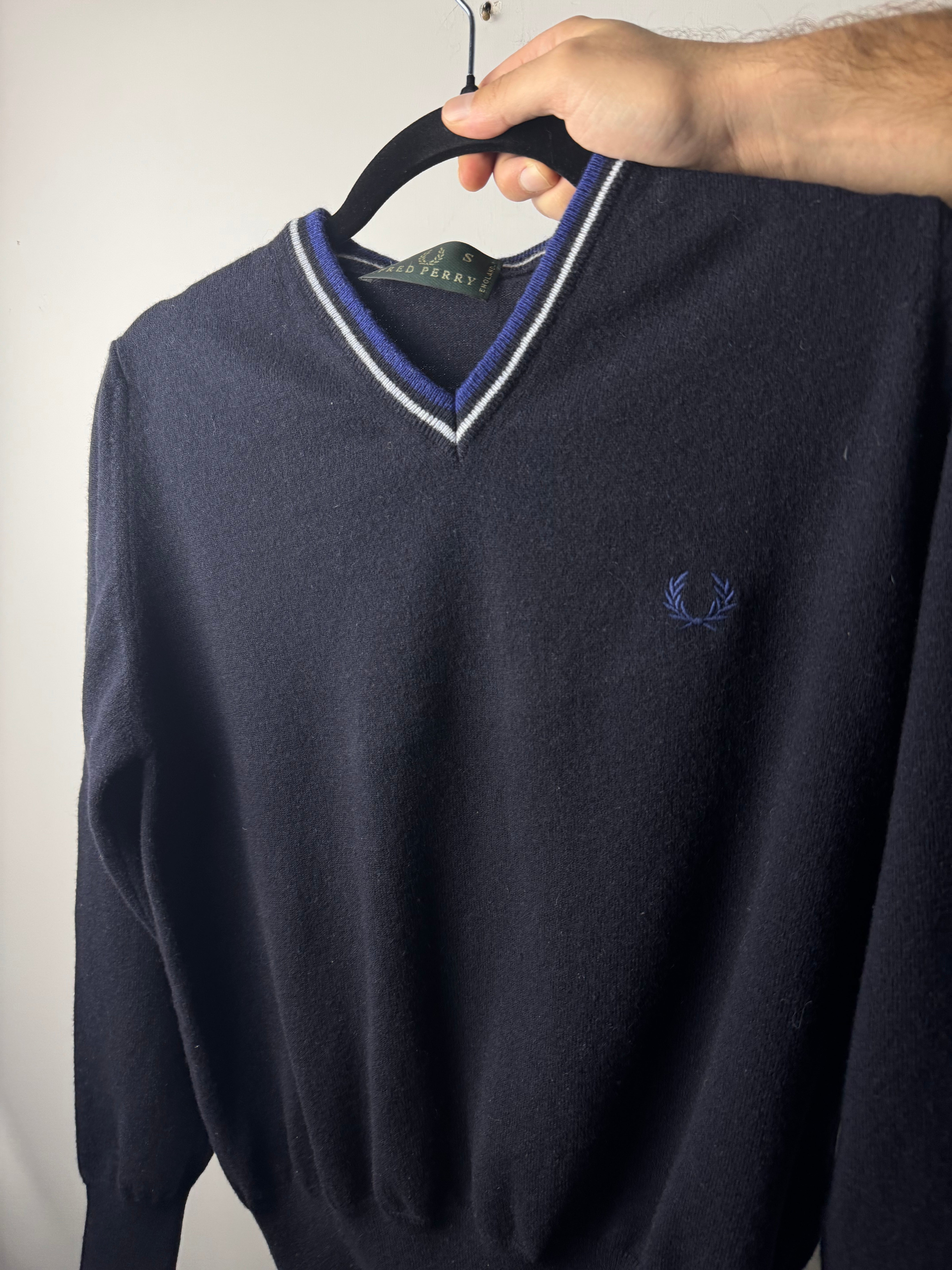 Maglione scollo a V Fred Perry Nero - S