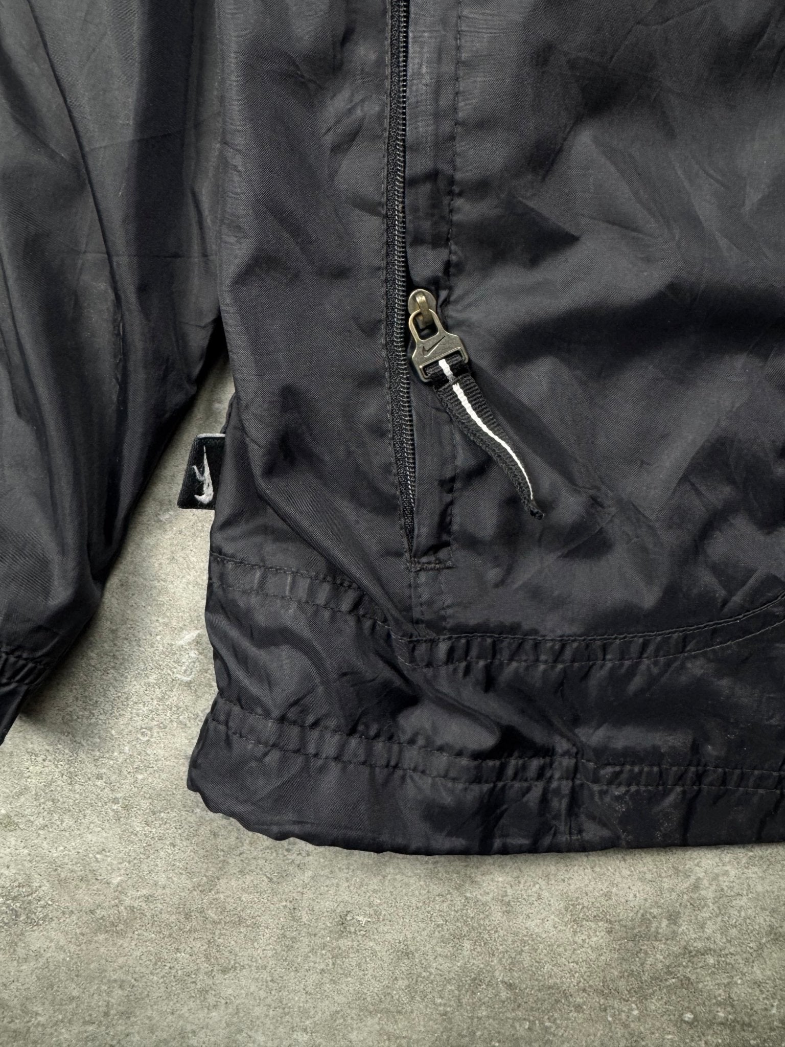 Giacca a Vento Nike Vintage anni 2000 (M) - Barrique Vintage Shop