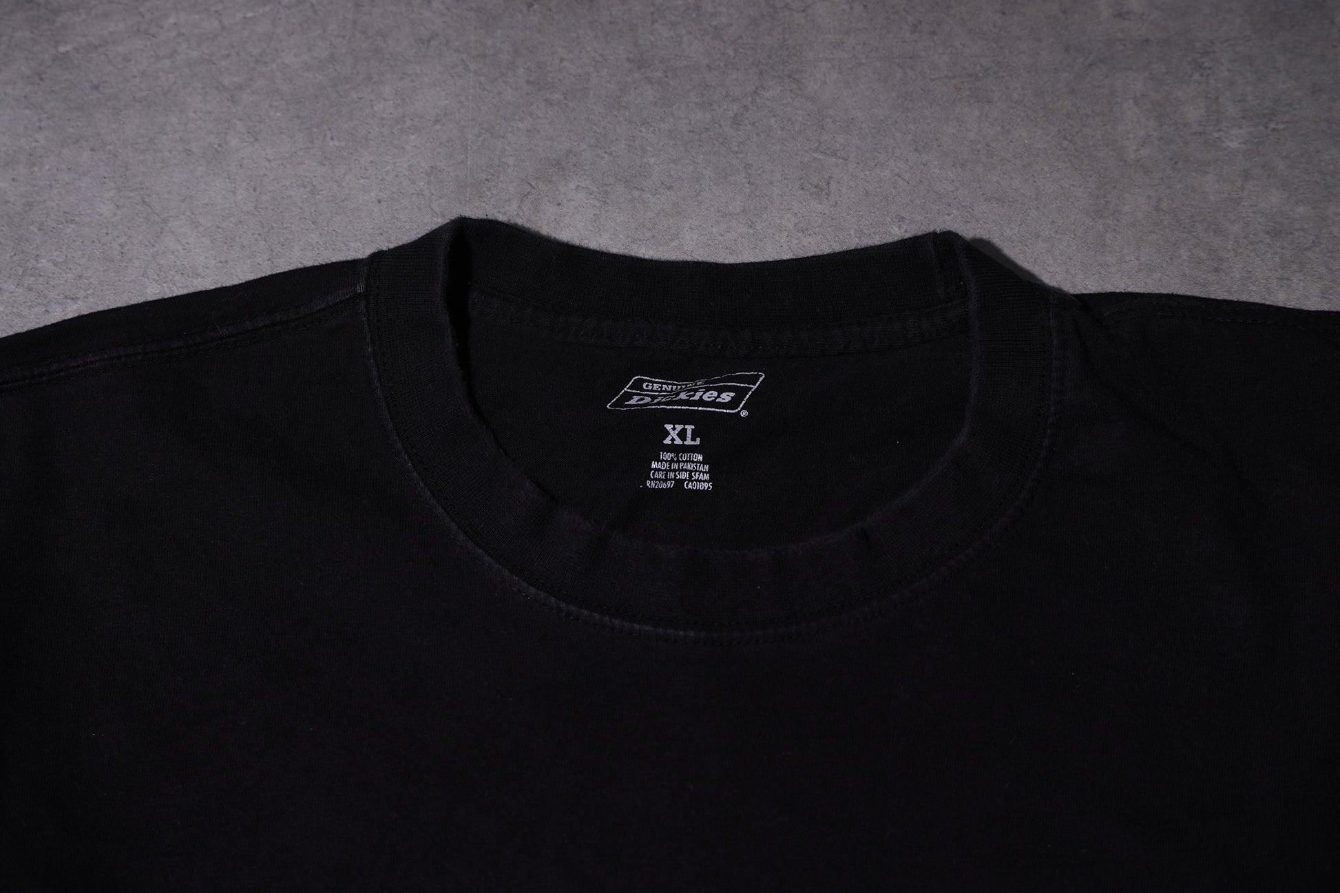 T-shirt Vintage Dickies (XL) - Barrique Vintage Shop