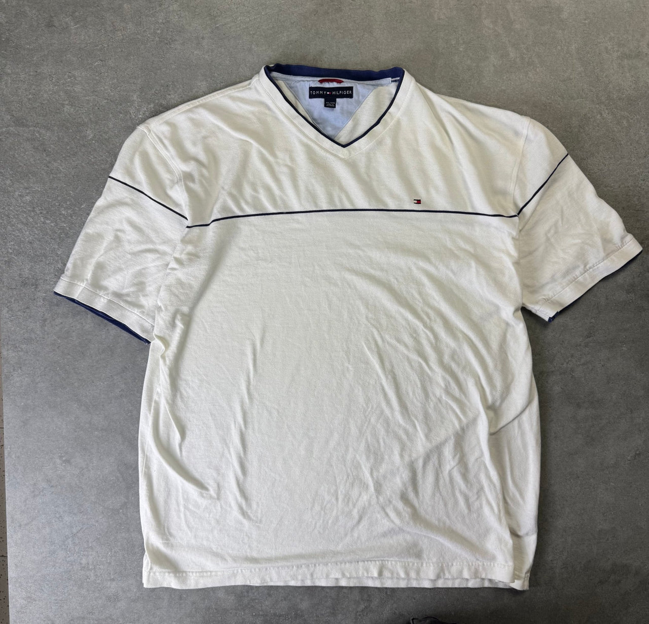 T-shirt Vintage Tommy Hilfiger (XXL) - Barrique Vintage Shop